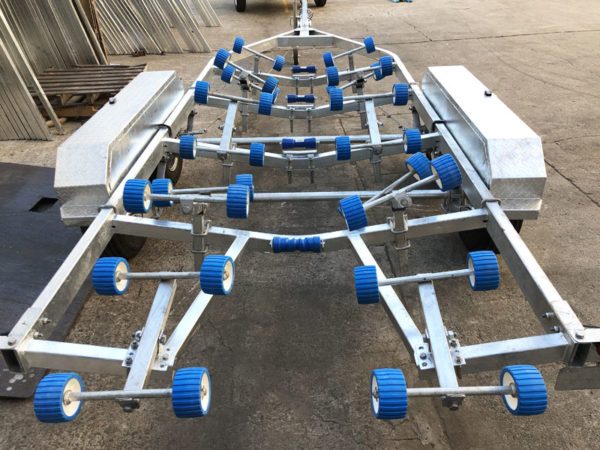 6.2m Wobble Roller Boat Trailer rated at 2000kg
